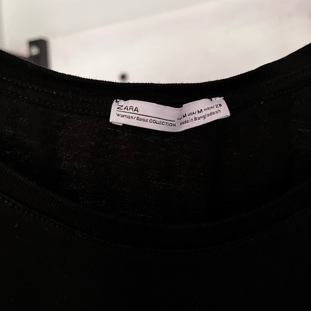 Black Crewneck TShirt by Zara size M - Picture 3 of 3